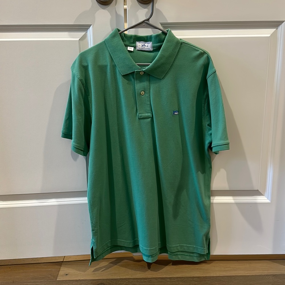 Southern Tide ( the Skipjack polo shirt (large).  Never worn.